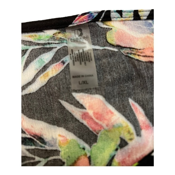 Tinibikini Floral Pom Pom Gauze Poncho Coverup Large/XLarge - Picture 8 of 8
